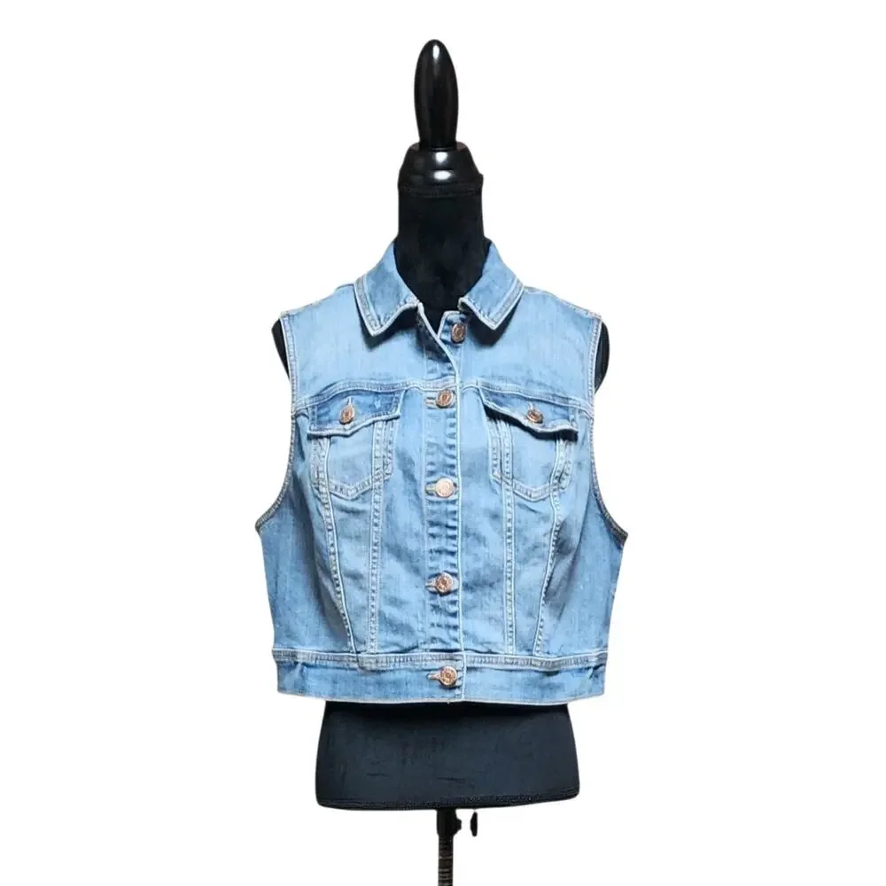 Torrid Women's Plus Size 2X Crop Denim Blue Medium Wash Button Up Collared Vest - Picture 2 of 8